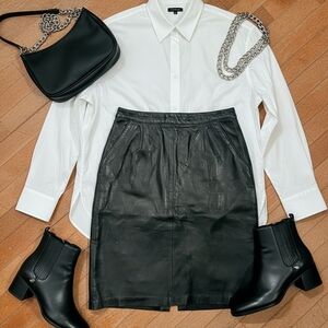 Elegant Black Leather Skirt